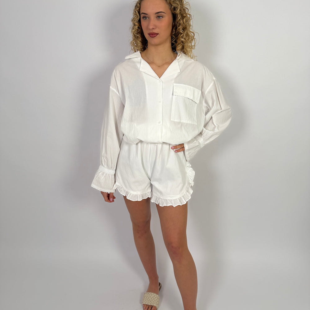 
                      
                        OVERSIZED BLOUSE OFF WHITE
                      
                    