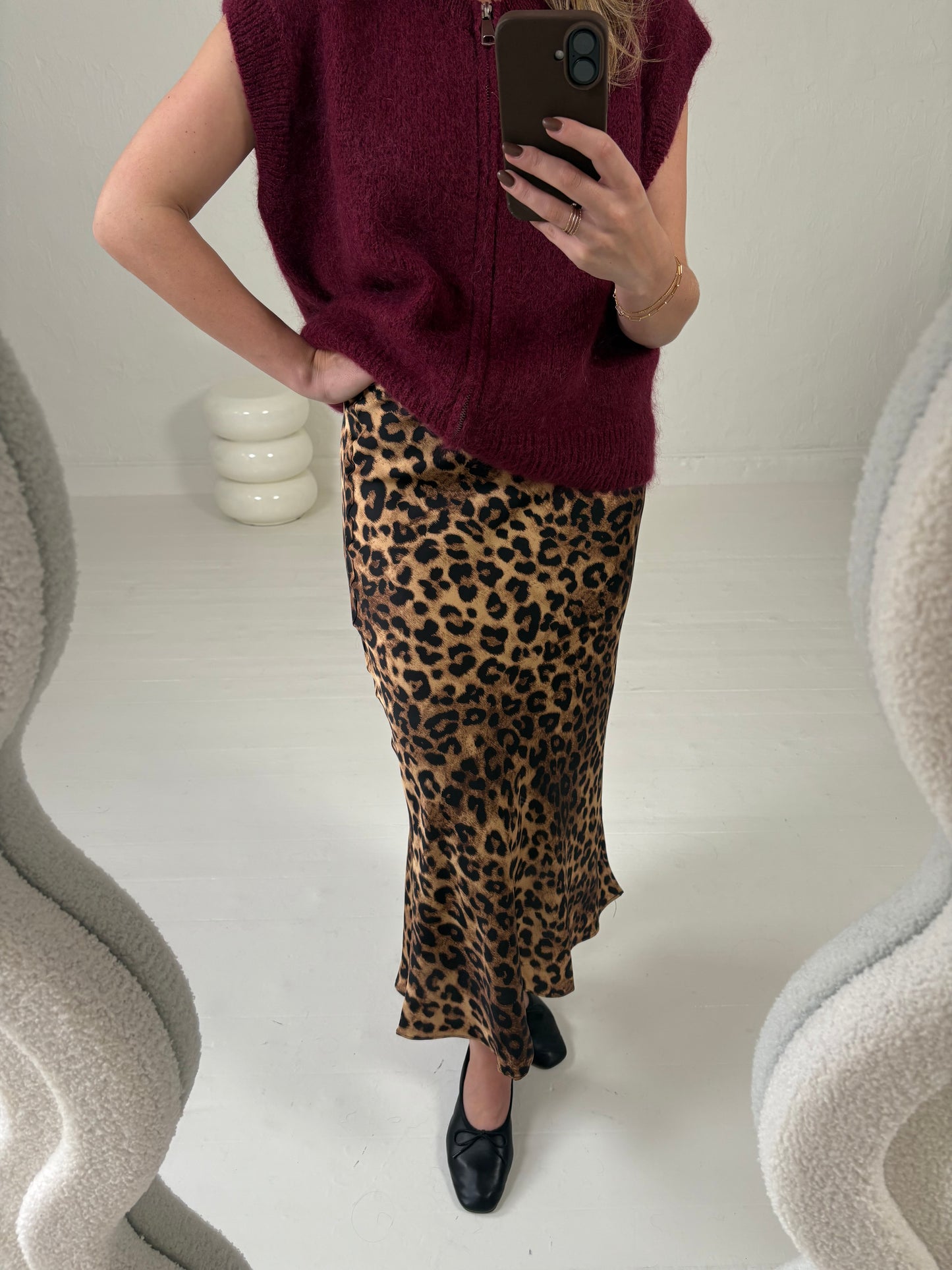 SILKY ROK LEOPARD