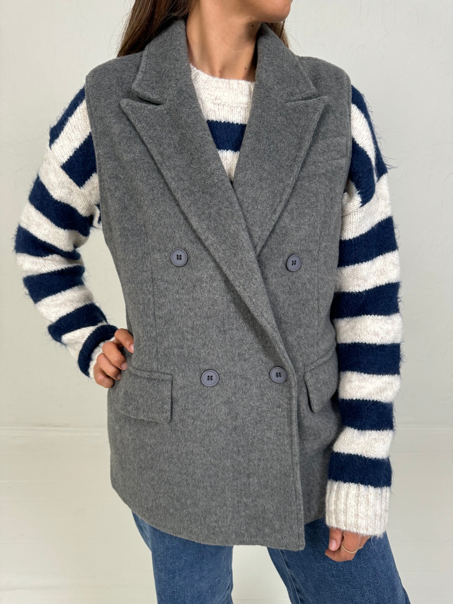 WOOL GILET GREY