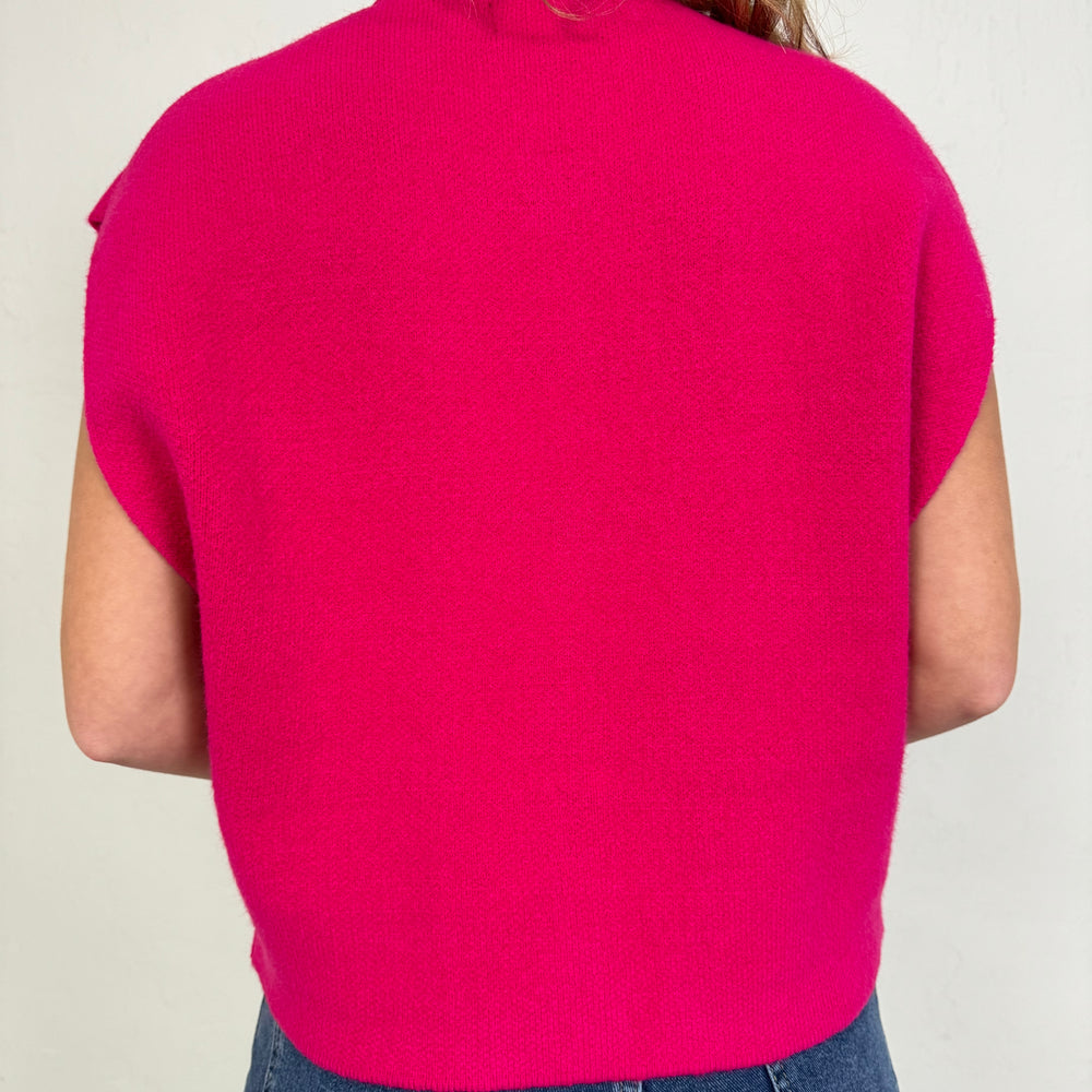 GILET MET GOUDEN KNOPEN  FUCHSIA