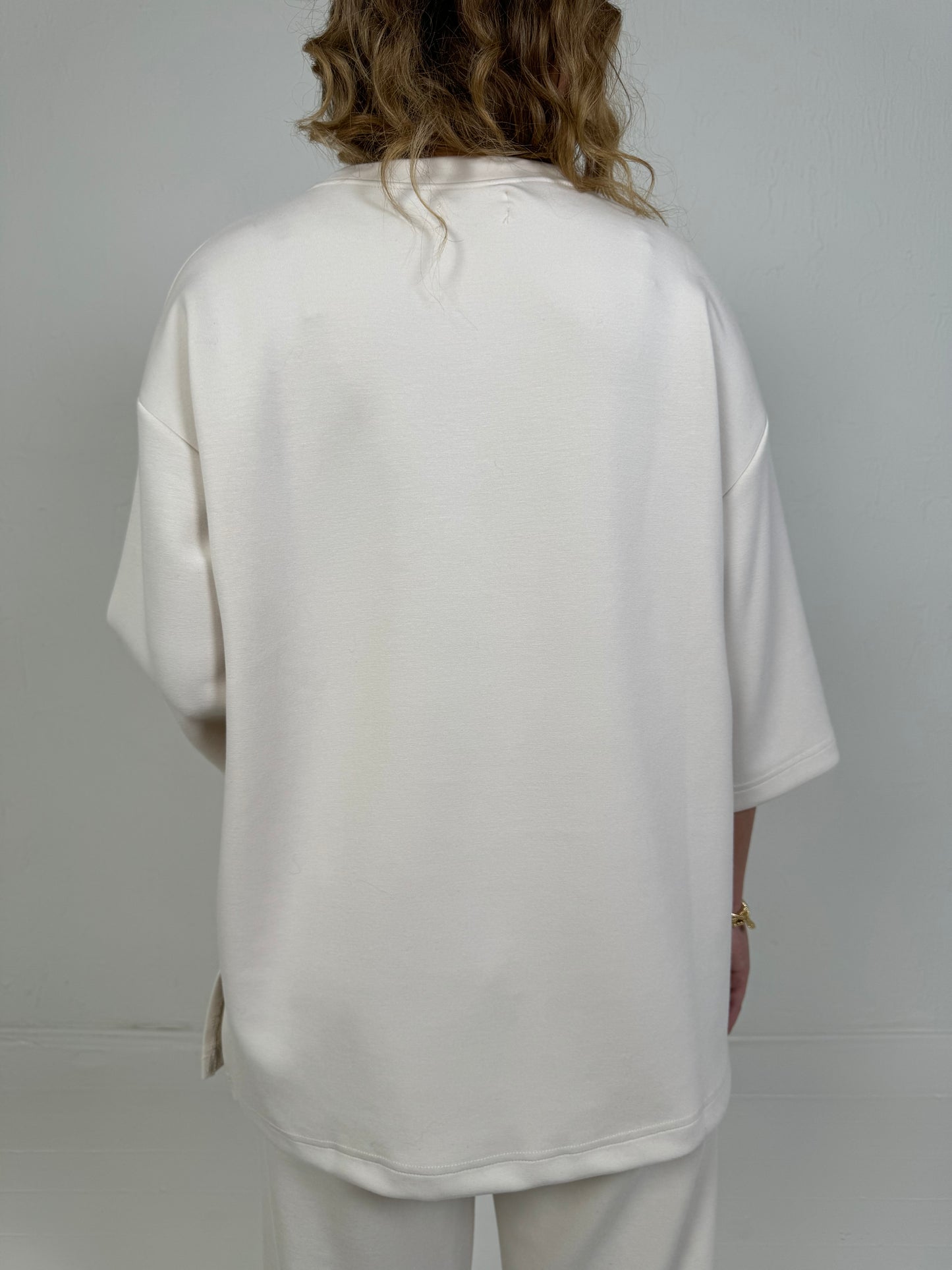 OVERSIZED T-SHIRT ECRU