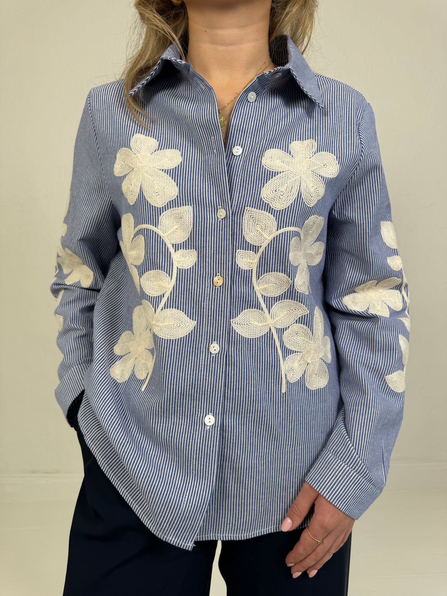 GESTREEPTE BLOEMEN BLOUSE