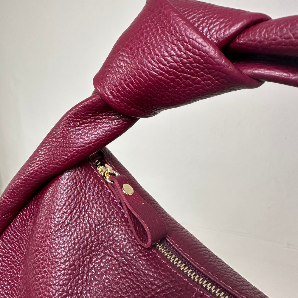 
                      
                        LILY TAS BORDEAUX
                      
                    